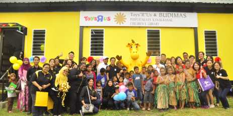 The Budimas Charitable Foundation Opens Its 8th Library In Partnership With Toys”R”Us Malaysia